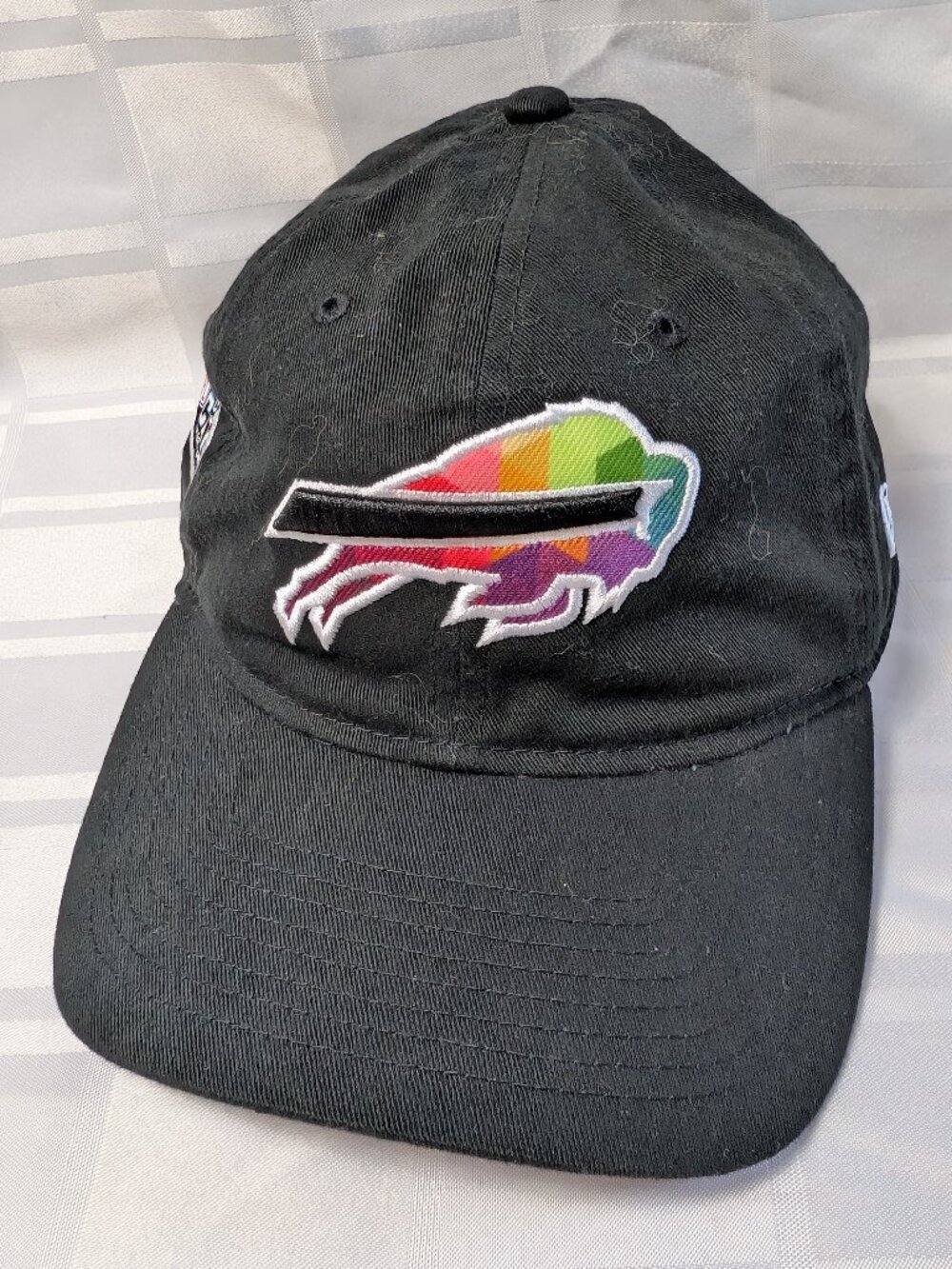 BUFFALO BILLS NFL FOOTBALL TEAM ADJUSTABLE HAT NEW ERA CRUCIAL CATCH SPORT PRIDE